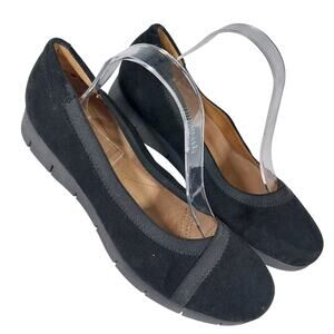 CLARKS ARTISAN! BLACK GENUINE LEATHER RIBBON TRIM ELEGANT, SIMPLE HEELS! SZ 9.5M